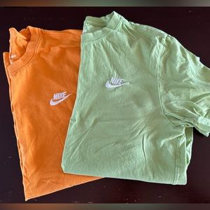 Men’s Nike T-Shirt. Size Small. Includes both shirts. Green and Orange